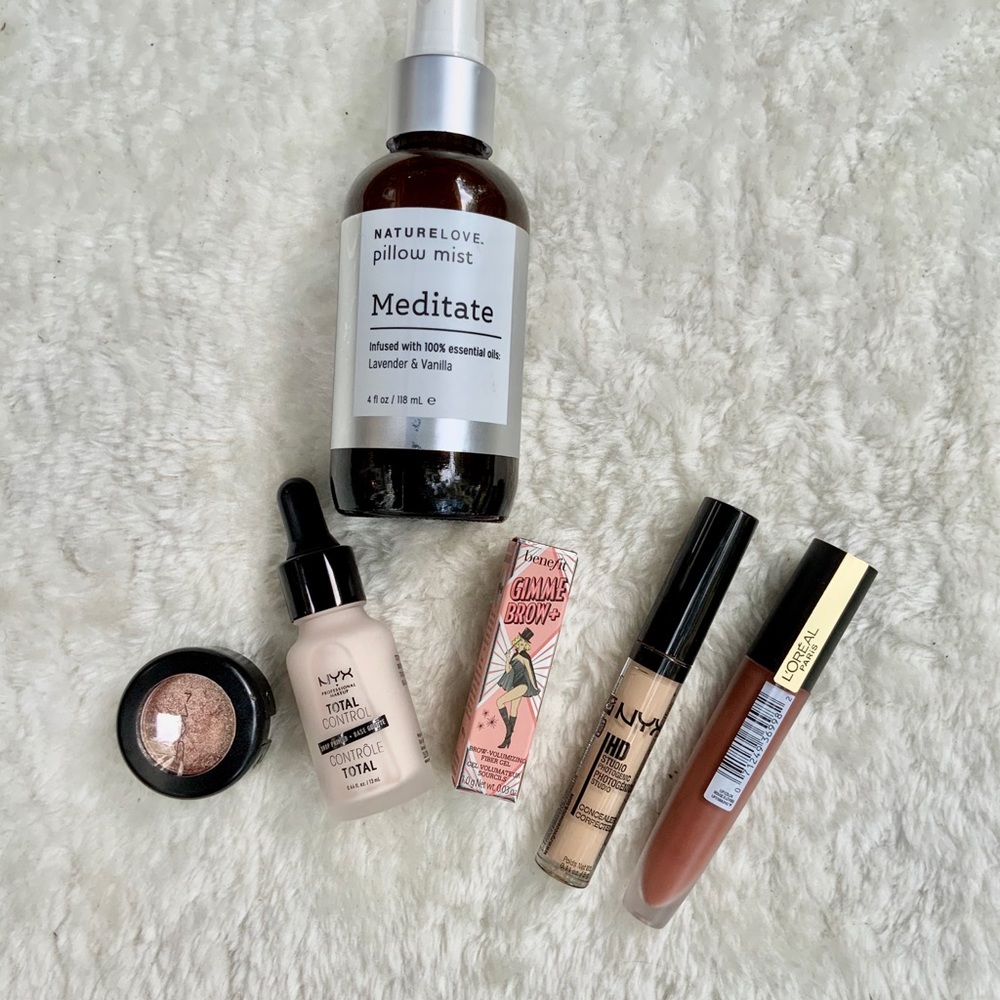 SOLD//Beauty Care Bundle